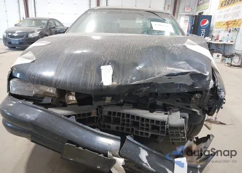 1991 Oldsmobile Cutlass Supreme из США, поврежденный, VIN 1G3WT34T2MD390458